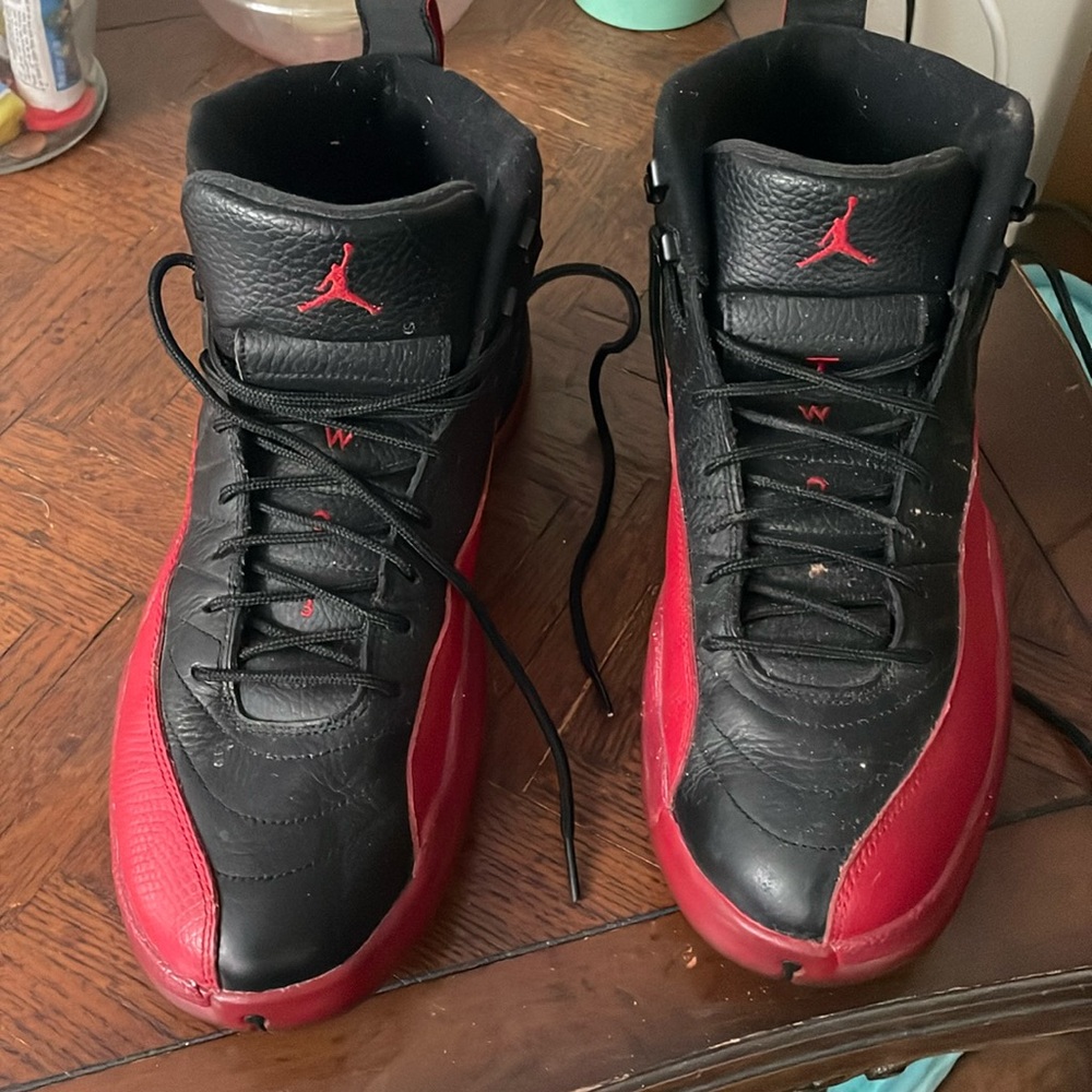 Jordan's size 12 like new